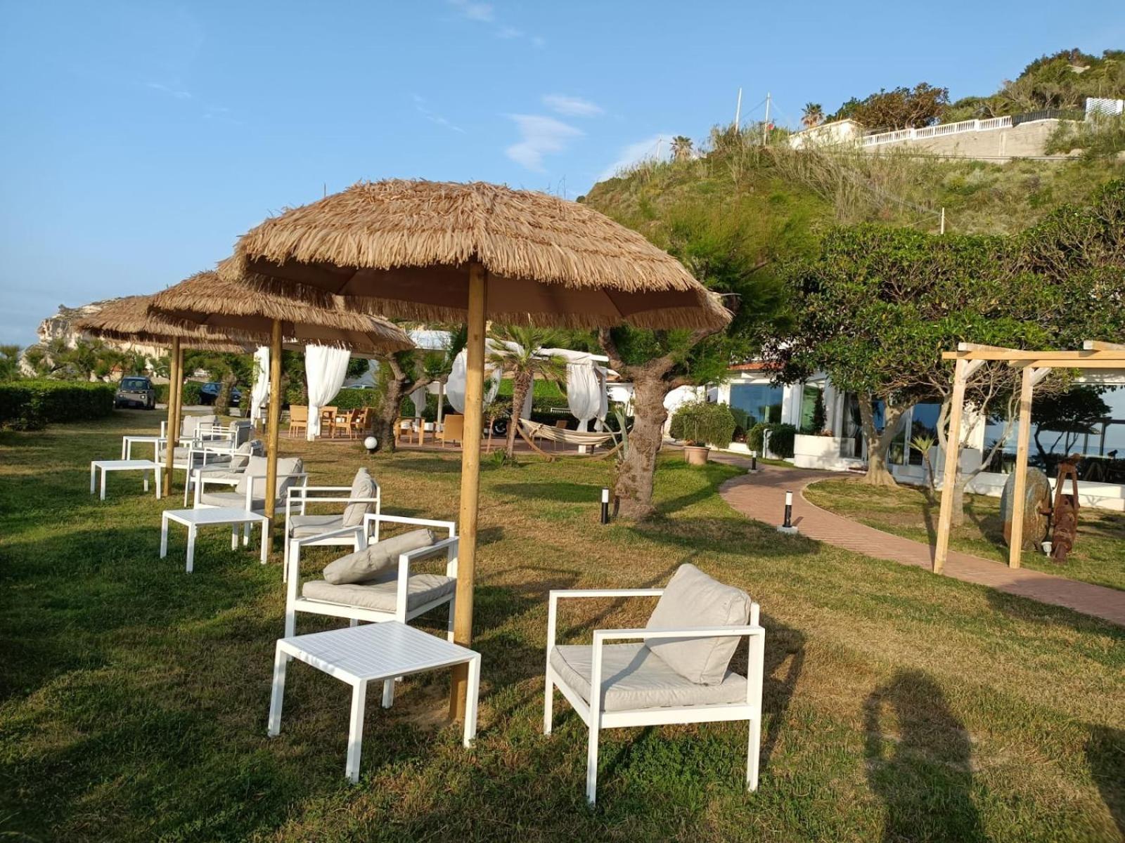 Borgo Di Riaci Beach Resort Santa Domenica  Dış mekan fotoğraf